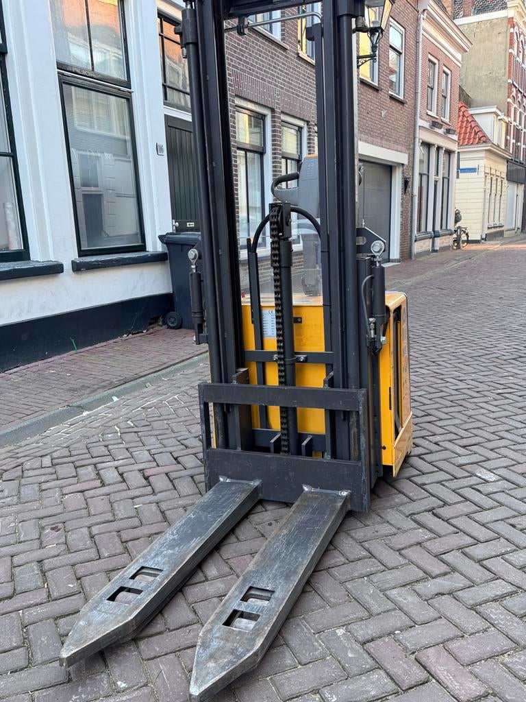 Dubbelstock stapelaar 3.6m – magazijn / pallettruck, Doe-het-zelf en Verbouw, Palletwagens en Pompwagens, Ophalen, Gebruikt