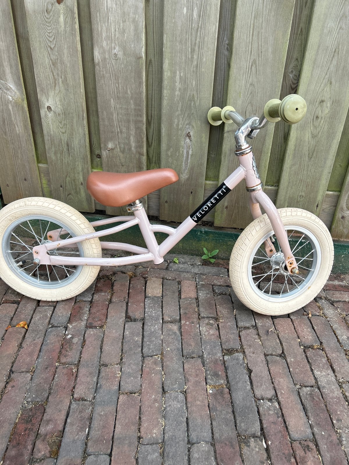 Veloretti loopfiets - Roze/beige - 12 inch, Ophalen of Verzenden, Gebruikt, Minder dan 16 inch