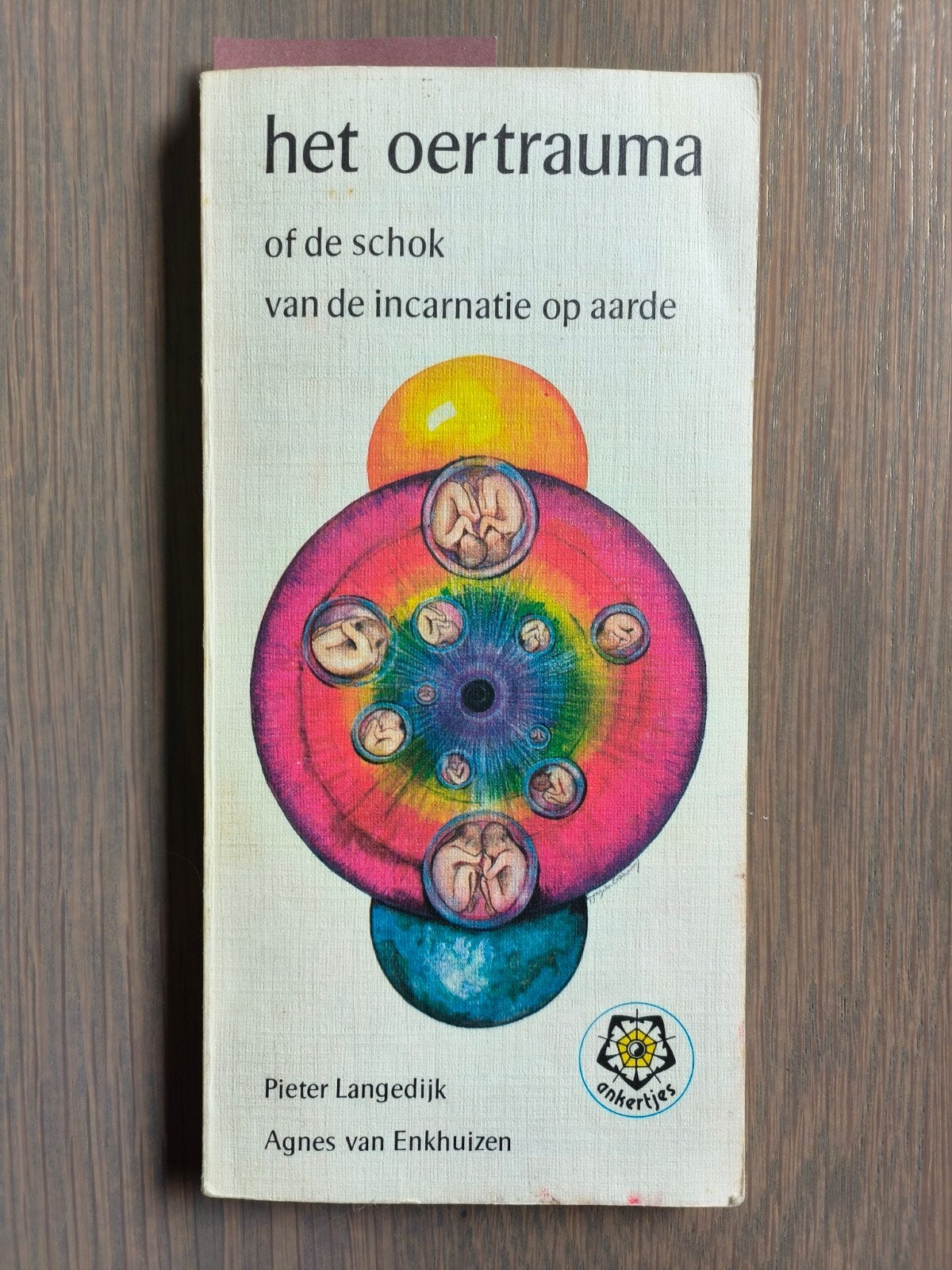 Het Oertrauma - Pieter Langedijk & Agnes van Enkhuizen, Ophalen of Verzenden, Gelezen, Pieter Langedijk, Agnes van Enkhuizen, Nederland