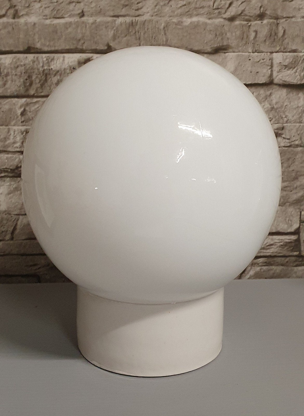 Vintage plafonnière of plafondlamp van glas met schroefrand, Ophalen of Verzenden, Glas