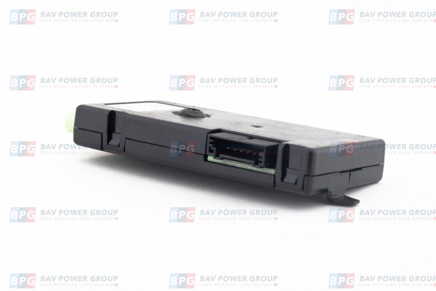 ANTENNE VERSTERKER BMW 4 serie (F32) (01-2013/02-2021), Gebruikt, BMW, Petuelring 130
80809  München, DE, Bayerische Motoren Werke AG