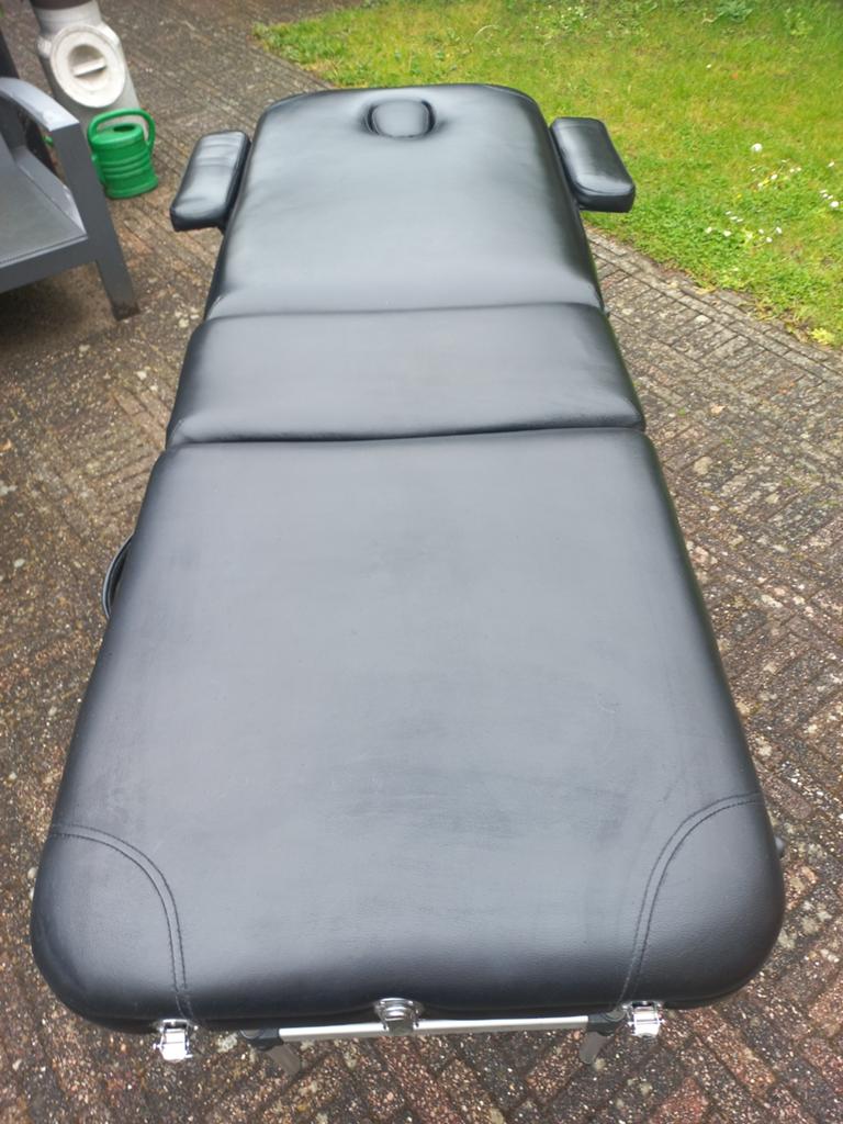 Aluminium massagetafel zwart, Ophalen of Verzenden, Gebruikt, Massagetafel