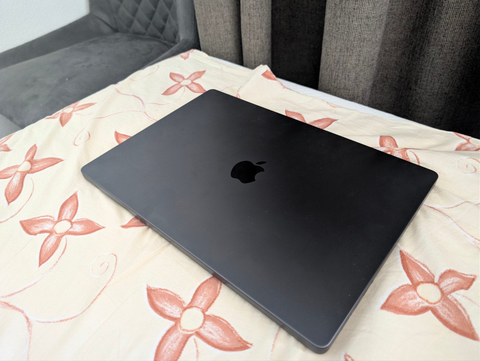 MacBook Pro 16-inch M5 Pro - 48GB RAM, 1TB Opslag ANSI, MacBook Pro, Ophalen of Verzenden, Zo goed als nieuw, 16 inch