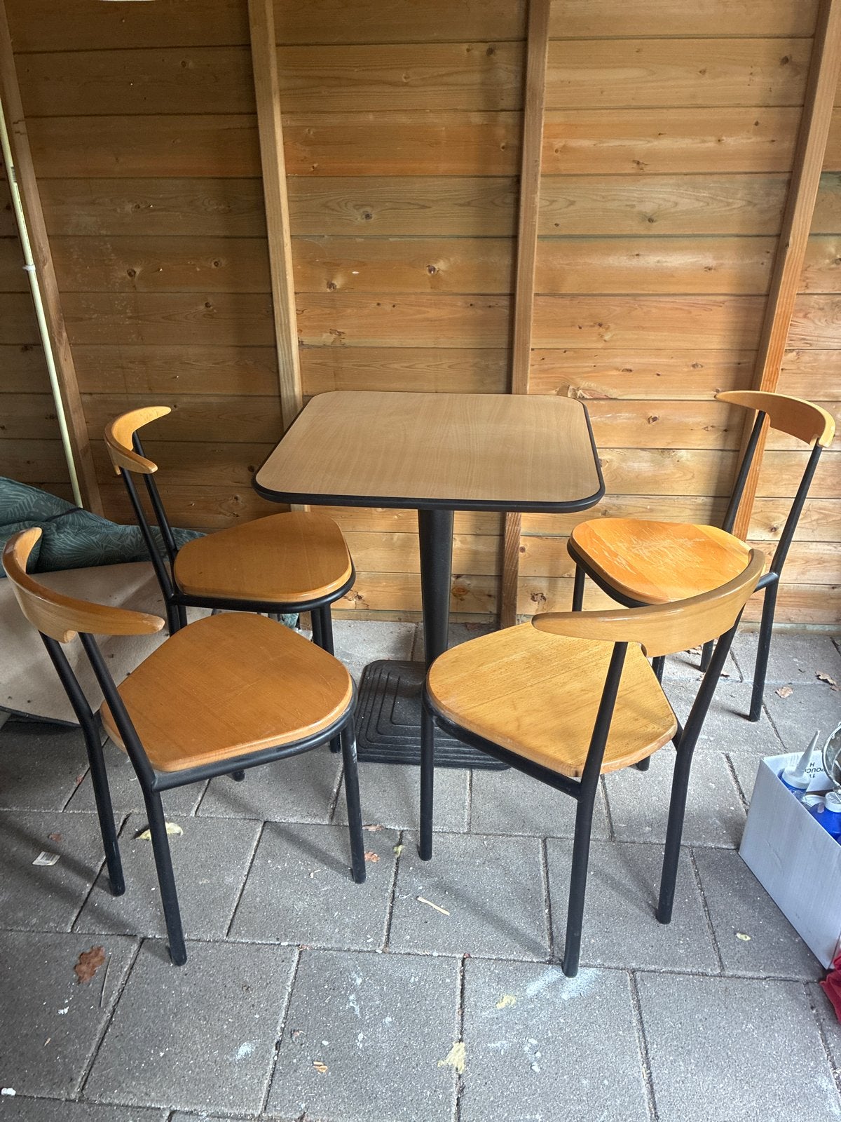 Stevig eethoek setje: 4 stoelen en 1 tafel, Huis en Inrichting, Ophalen, Gebruikt, 50 tot 100 cm, Vierkant