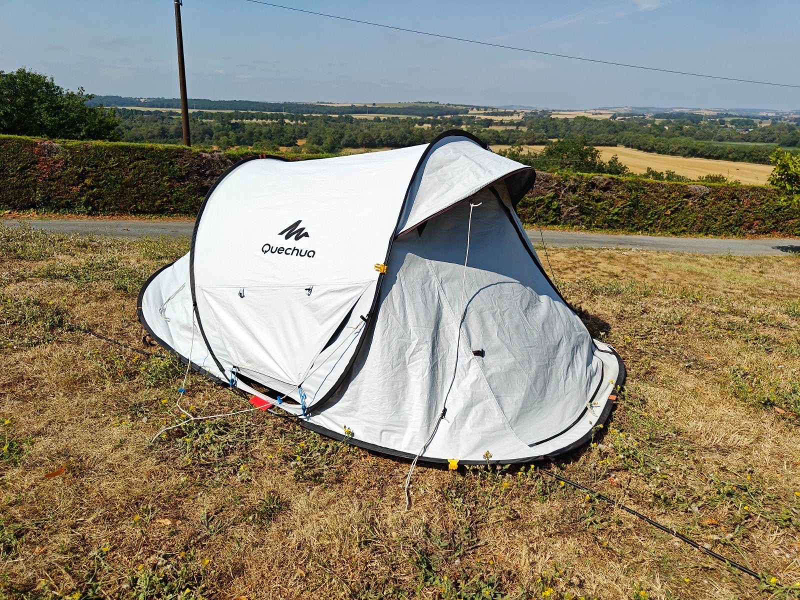 Quechua 2 Seconds 2 Fresh & Black tent, Ophalen, Gebruikt, Tot en met 2