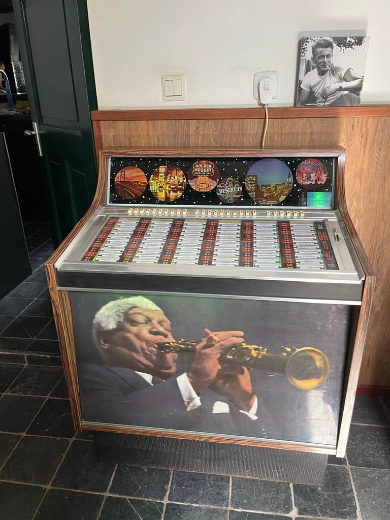 Vintage Jukebox met singles - Werkt perfect!, Gebruikt, Ophalen of Verzenden, 1960 tot 1970, Met singles