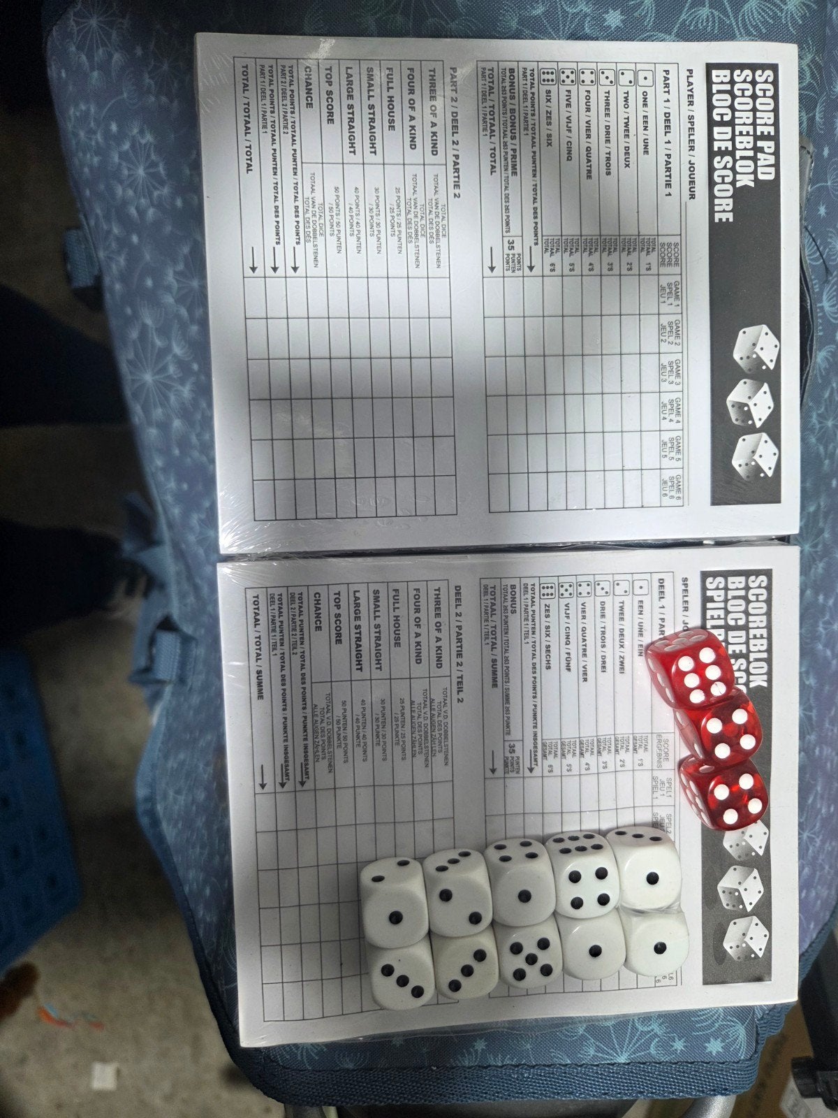 Scoreblokken en dobbelstenen voor dobbelspellen, Een of twee spelers, Ophalen of Verzenden, Nieuw, Onbekend