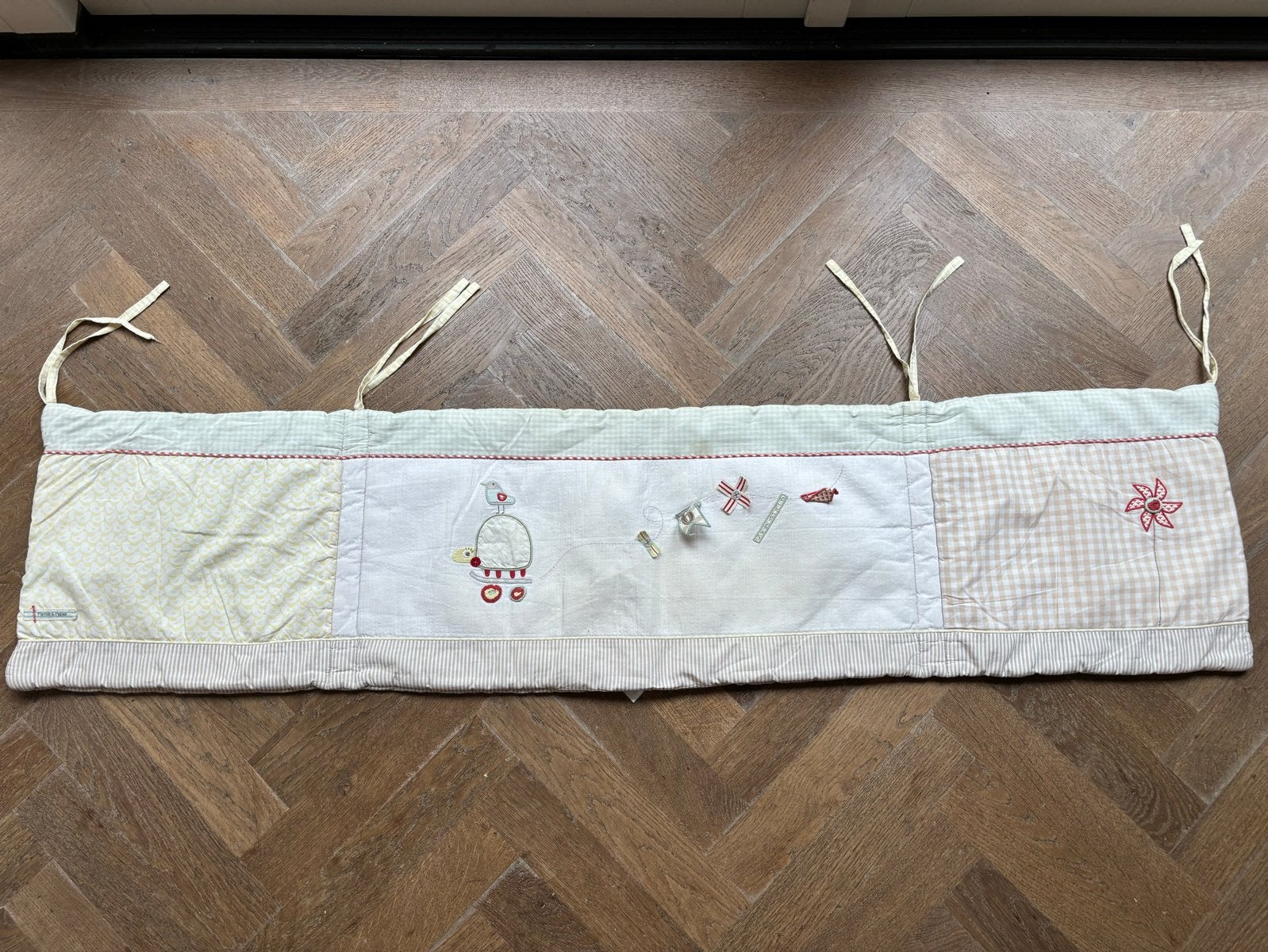 Leuke babybumper / bed- of box omrander, Gewatteerd, Gebruikt, Overige merken, Ledikant