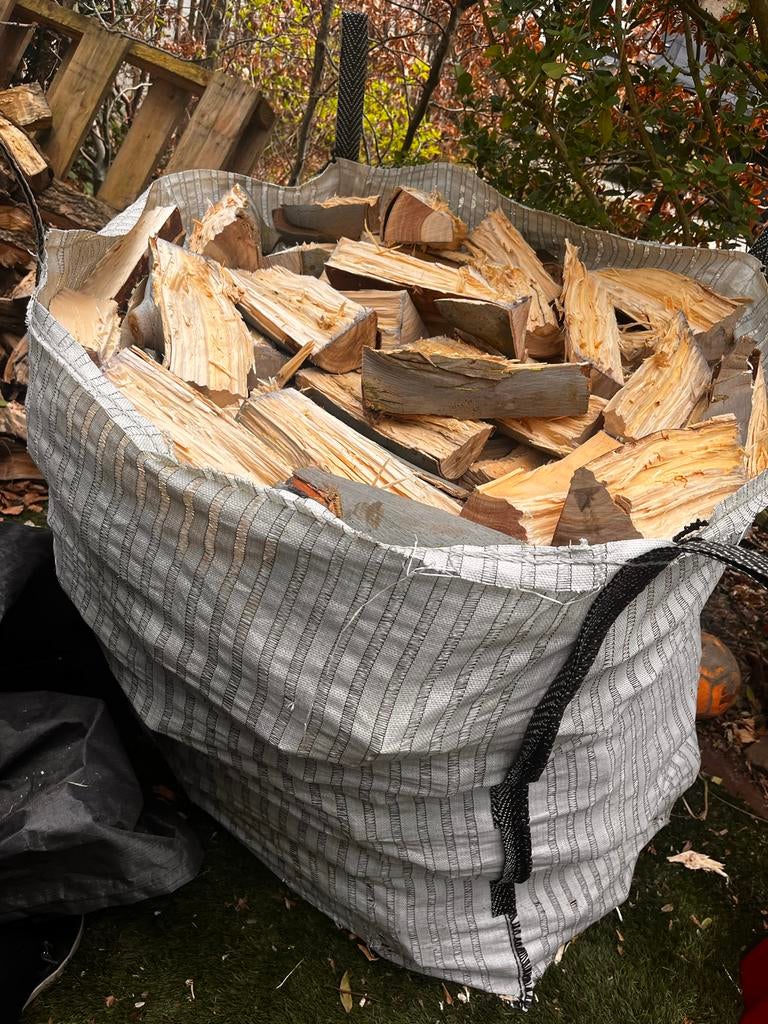 Vers gekloofd eucalyptus en eikenhout kachelhout - haardhout, Tuin en Terras, Haardhout, Minder dan 3 m³, Ophalen, Overige houtsoorten