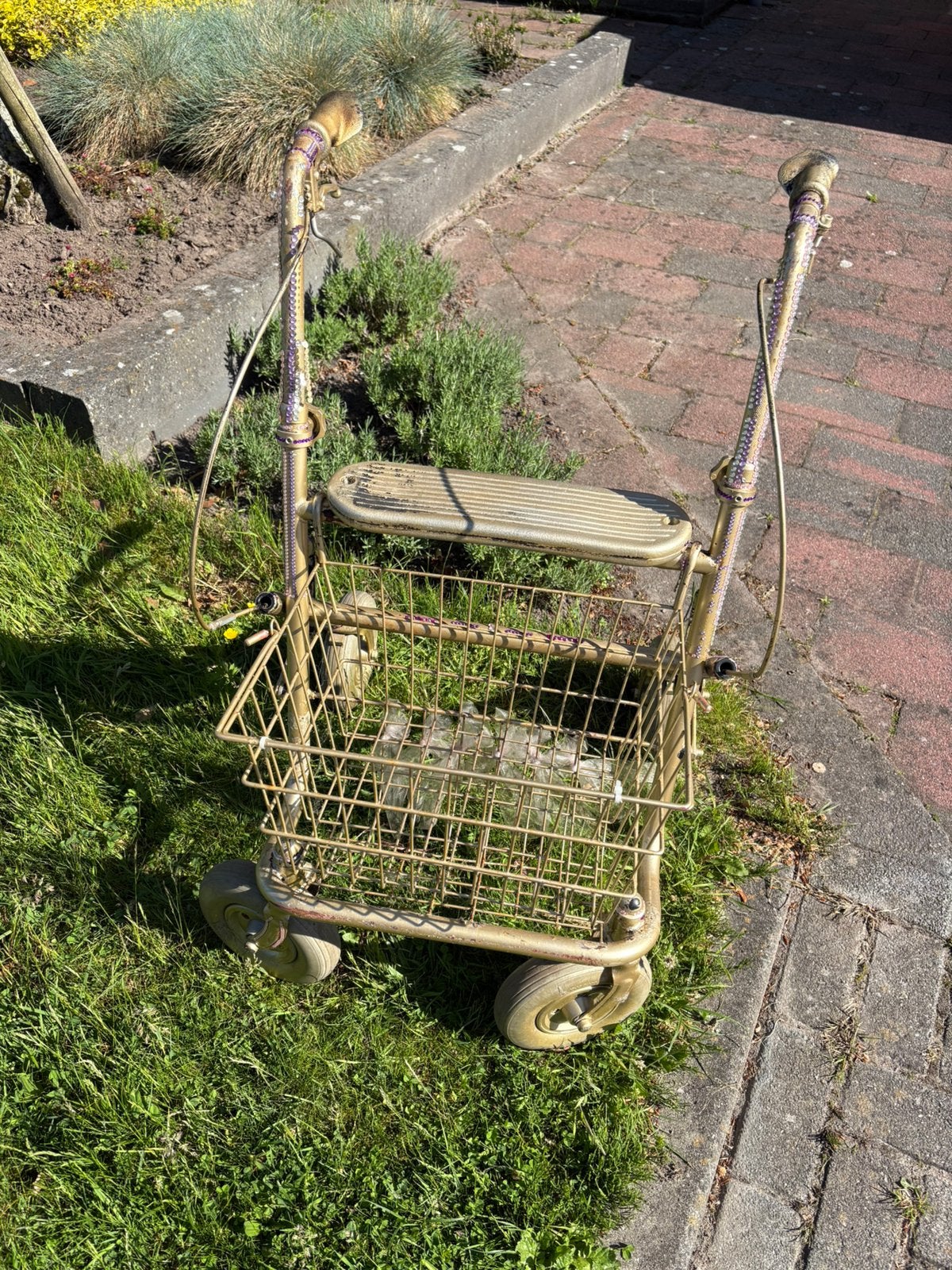 Rollator met mandje voor Abraham of Sarah fun, Ophalen, Gebruikt