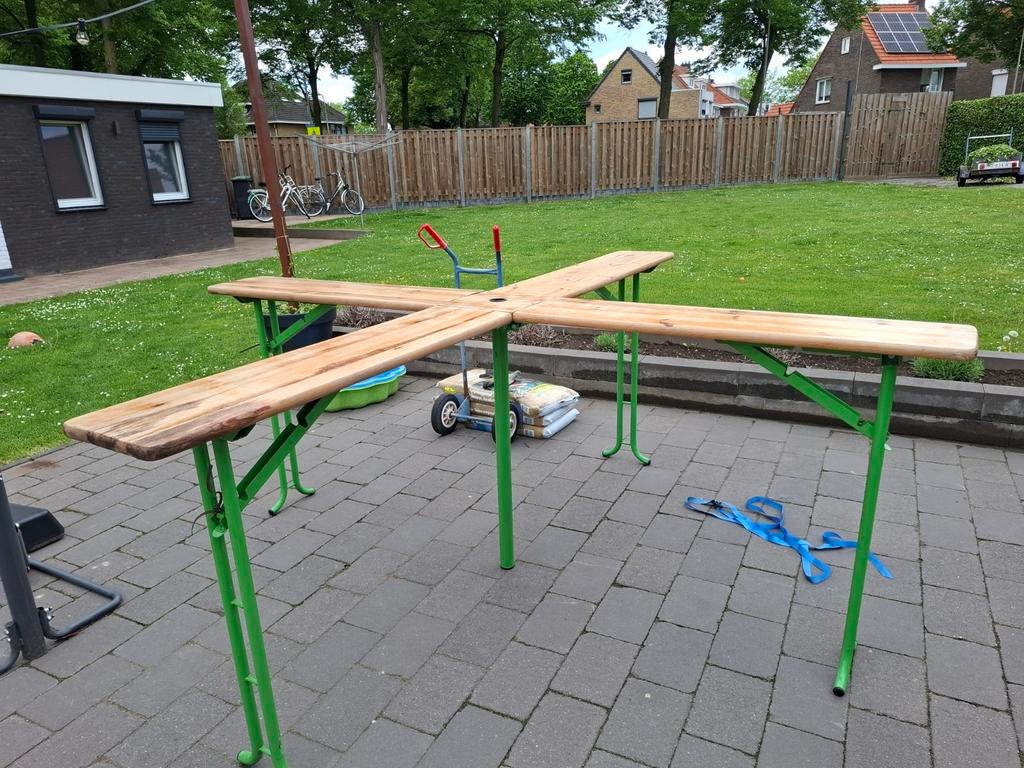 Te huur, de ideale biertafel., Ophalen of Verzenden, Overige