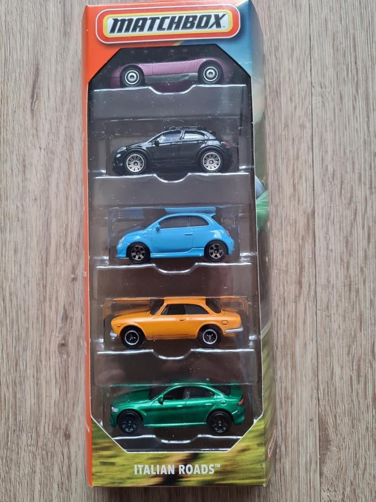 5 Car set Italian Roads 1:64 ( Matchbox), Ophalen of Verzenden, Nieuw, Auto