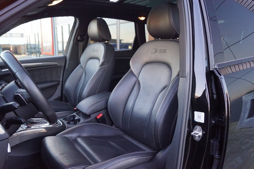 Audi SQ5 3.0 TDI Quattro/ Panodak/ Leer /21 Inch /Camera /B&, Auto's, Audi, Automaat, Gebruikt, Zwart, Bedrijf