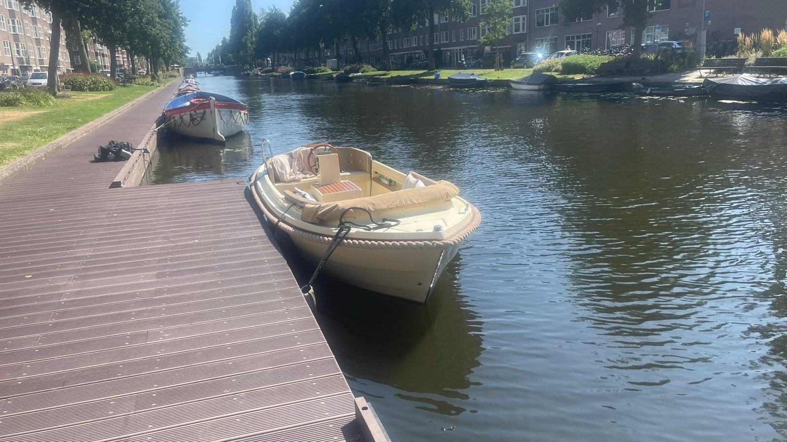 Clever 565 sloep, Watersport en Boten, Ophalen of Verzenden, Zo goed als nieuw, Motor en Techniek, Motorboot