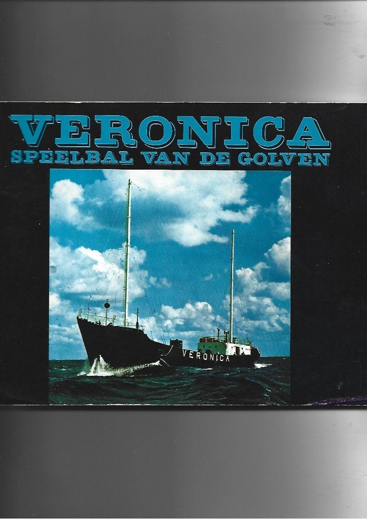 VERONICA ZENDSCHIP BOEK SPEELBAL VAN DE GOLVEN, Ophalen of Verzenden, Zo goed als nieuw, Muziek, Film of Tv