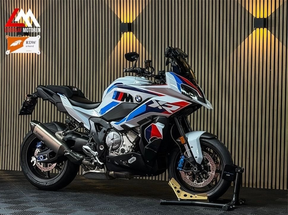 BMW M 1000 XR