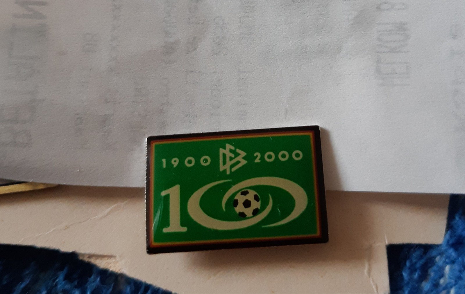 Pin 100 jaar DFB, Ophalen of Verzenden, Nieuw, Sport, Speldje of Pin