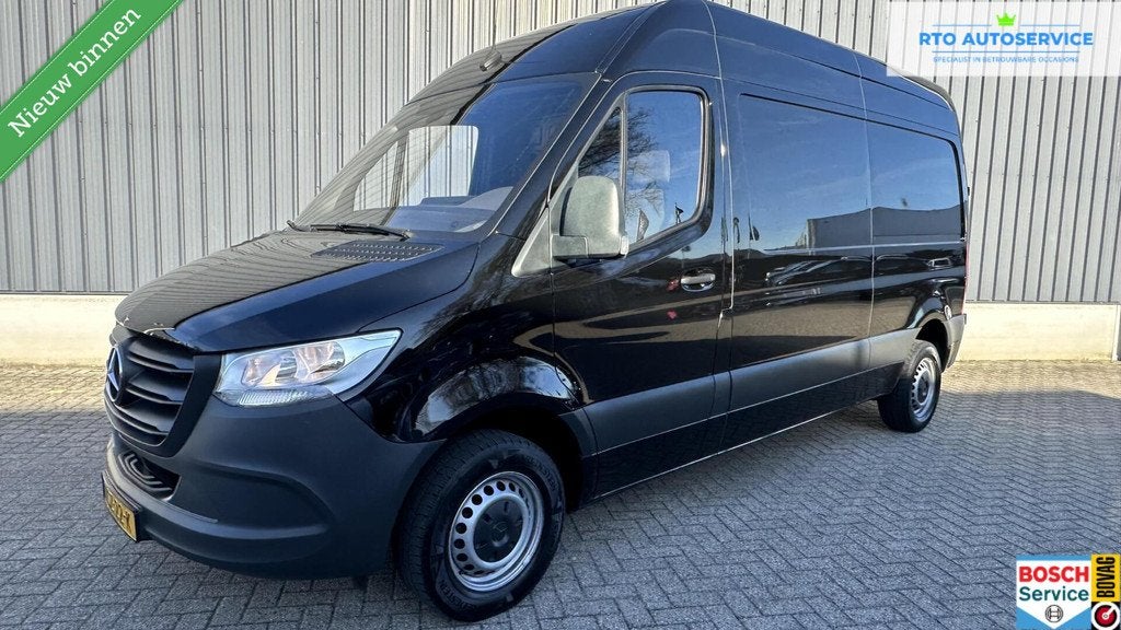 Mercedes Sprinter bestel 311 2.2 CDI L2H2 CAMERA TREKHAAK 10, Auto's, Stof, Gebruikt, Euro 6, 4 cilinders