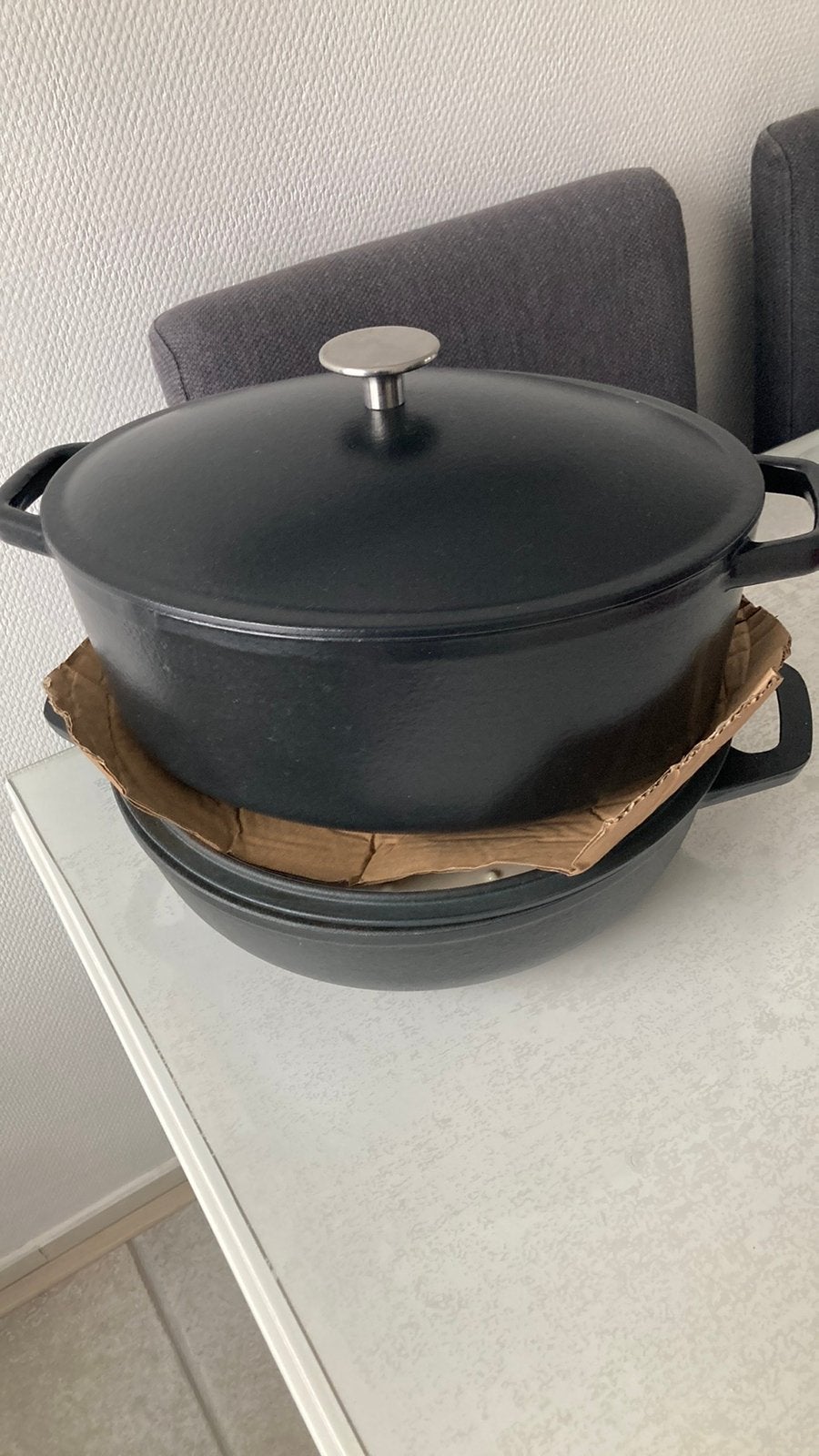 2 gietijzeren pannen zgan stoofpan winterpan, Ophalen, Zo goed als nieuw, Gietijzer
