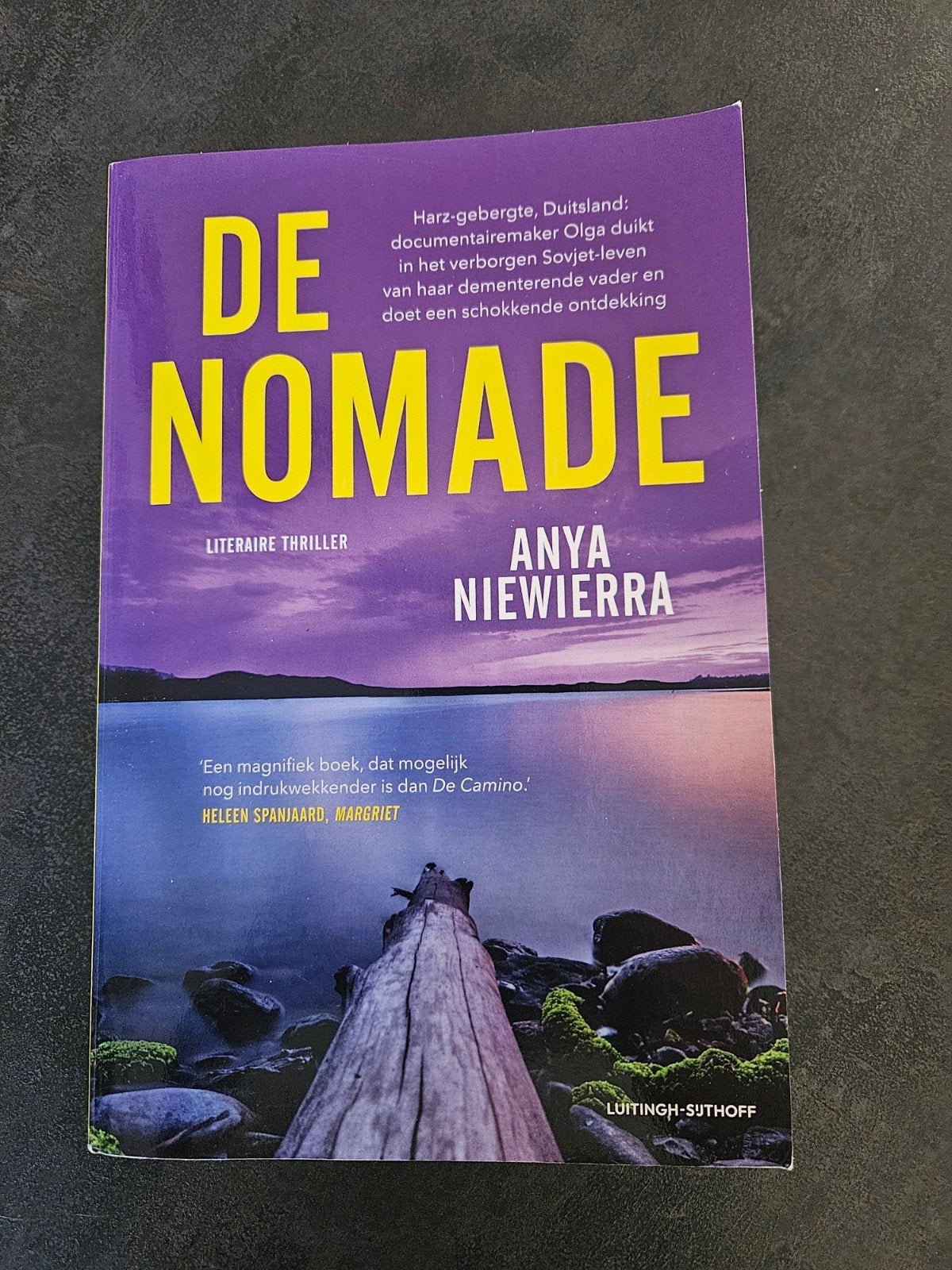 Anya Niewierra/ de Nomade, Boeken, Ophalen of Verzenden, Zo goed als nieuw