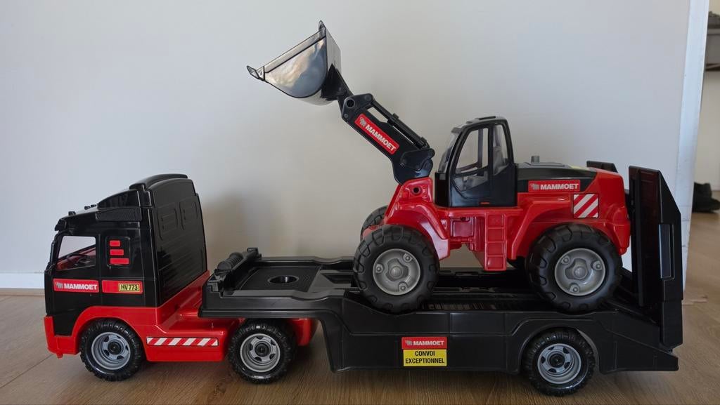 Mammoet Volvo truck & Shovel, Ophalen, Zo goed als nieuw