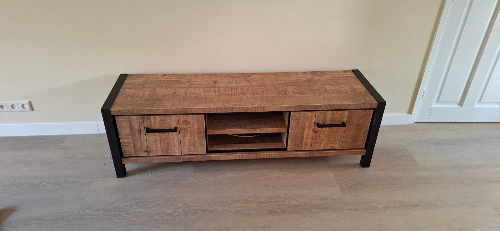 Tv meubel, 150 tot 200 cm, Nieuw, Minder dan 100 cm, 25 tot 50 cm