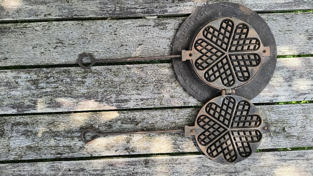 Antiek wafelijzer met kachelring, Antiek en Kunst, Ophalen of Verzenden