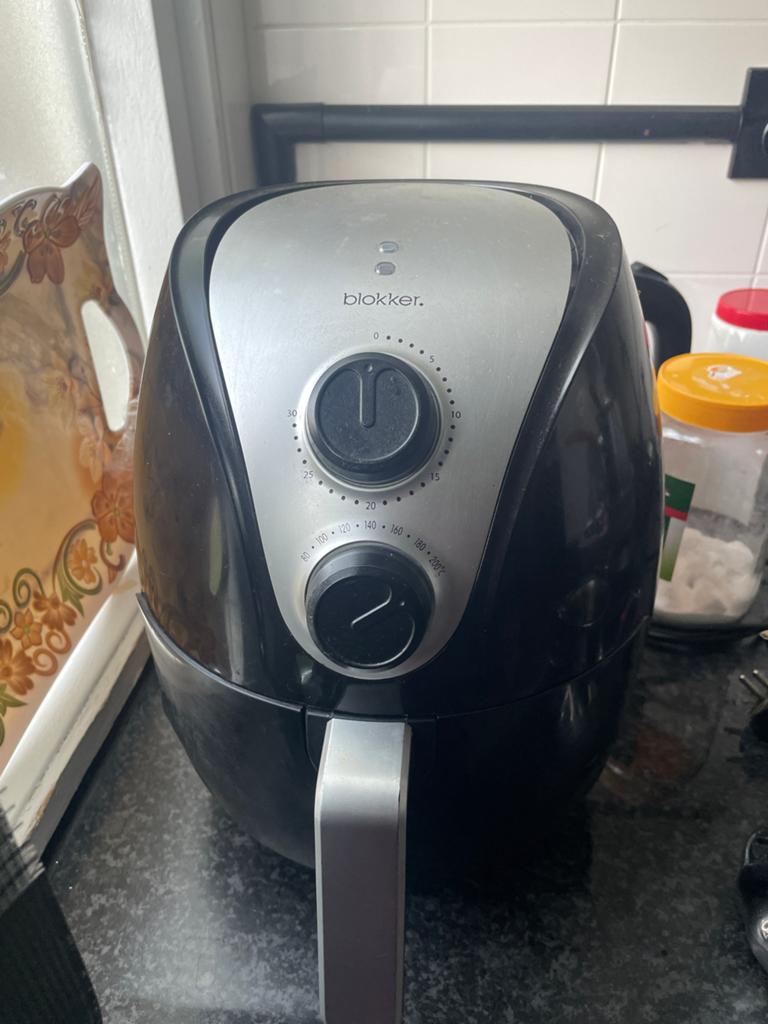 Blokker Airfryer - Compact en Gebruiksvriendelijk, Witgoed en Apparatuur, Ophalen, Gebruikt, Airfryer, Minder dan 750 gram
