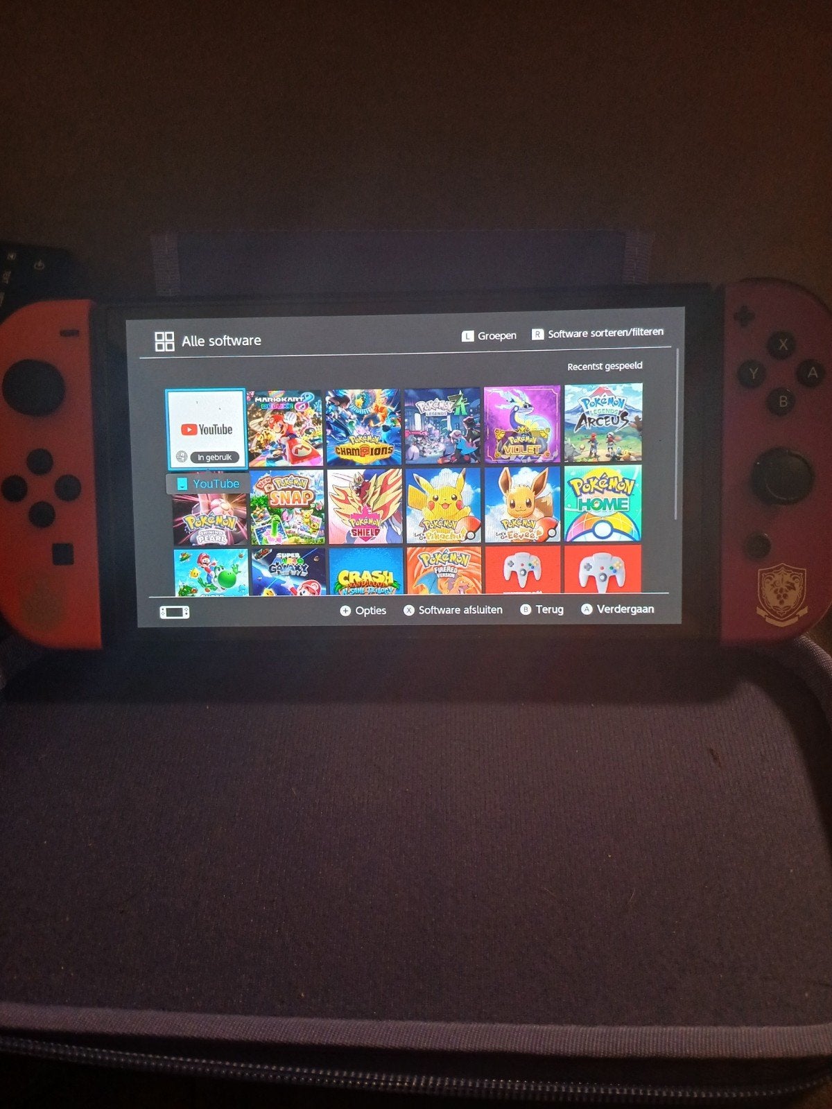 Nintendo Switch OLED Pokémon Editie