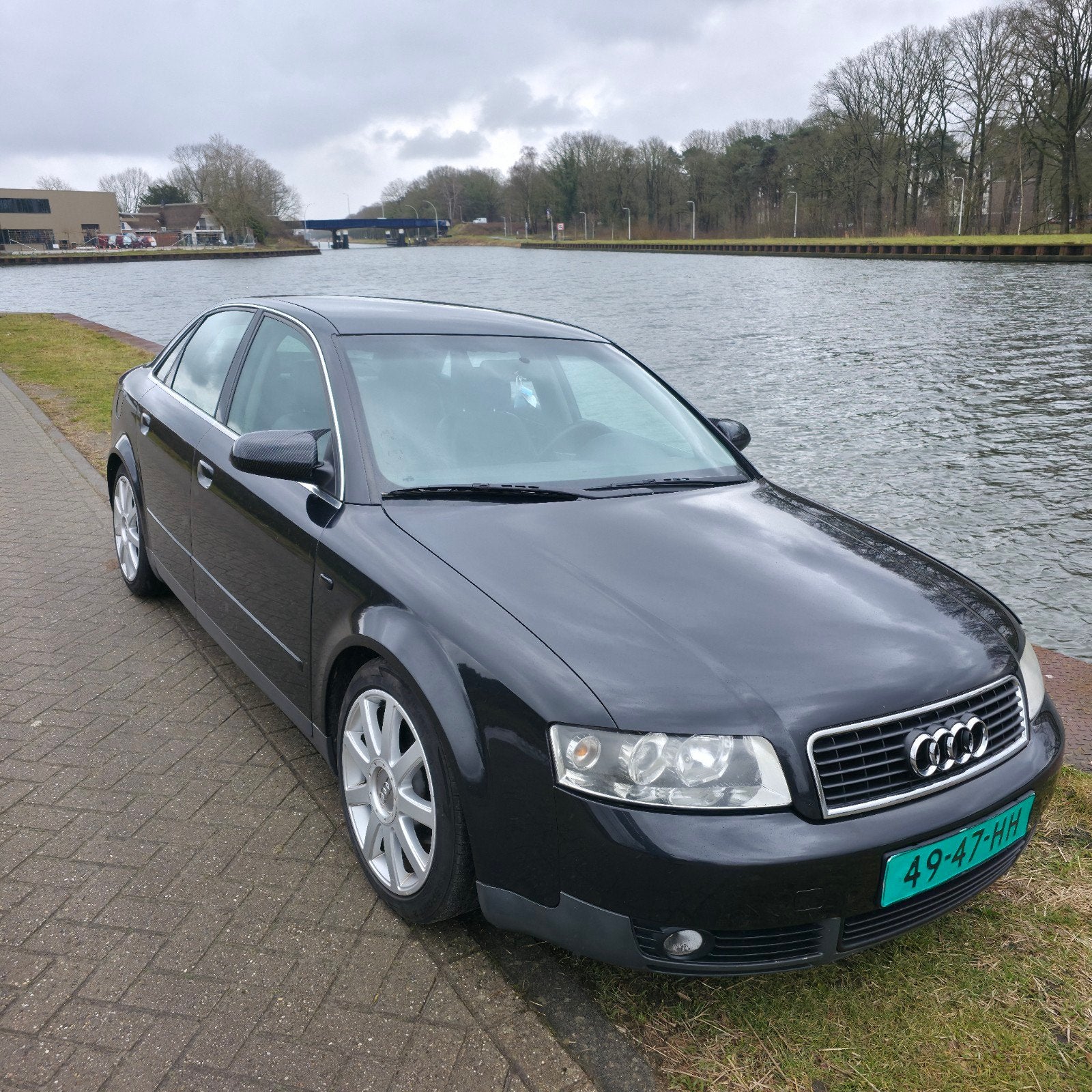 Audi A4 2.0 16v — Airco -  Android auto - Carplay - Cruise, Zwart, 4 cilinders, 1984 cc, Zwart