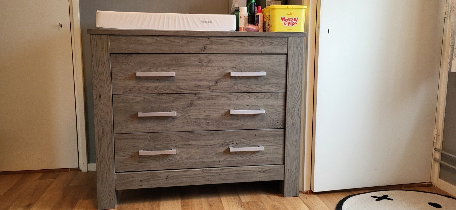 Complete babykamer: Ledikant, Commode en Wandplank, Ophalen, Gebruikt, Jongetje of Meisje