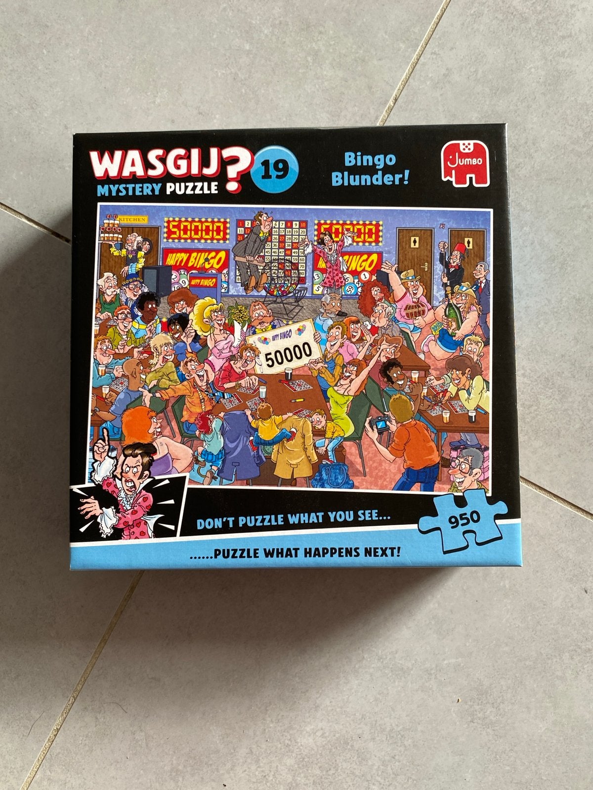 Wasgij? Mystery 19 Bingo Blunder! Legpuzzel 950 stukjes, Hobby en Vrije tijd, Ophalen of Verzenden, 500 t/m 1500 stukjes, Zo goed als nieuw