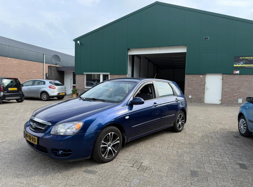 Kia Cerato 1.6 CRDi 2007, Ophalen, Kia