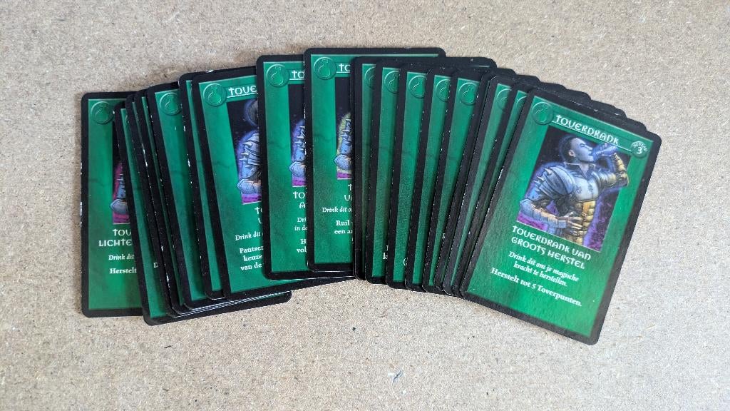 Dungeons & Dragons Fantasy in een spannend bordspel Cards, Ophalen of Verzenden