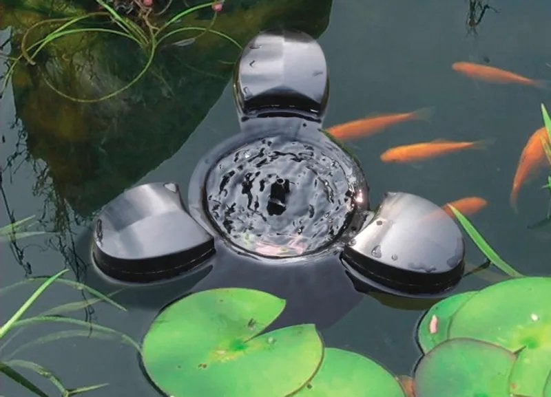 Te koop..1 x gebruikte drijvende vijver skimmer met pomp, Ophalen, Zo goed als nieuw