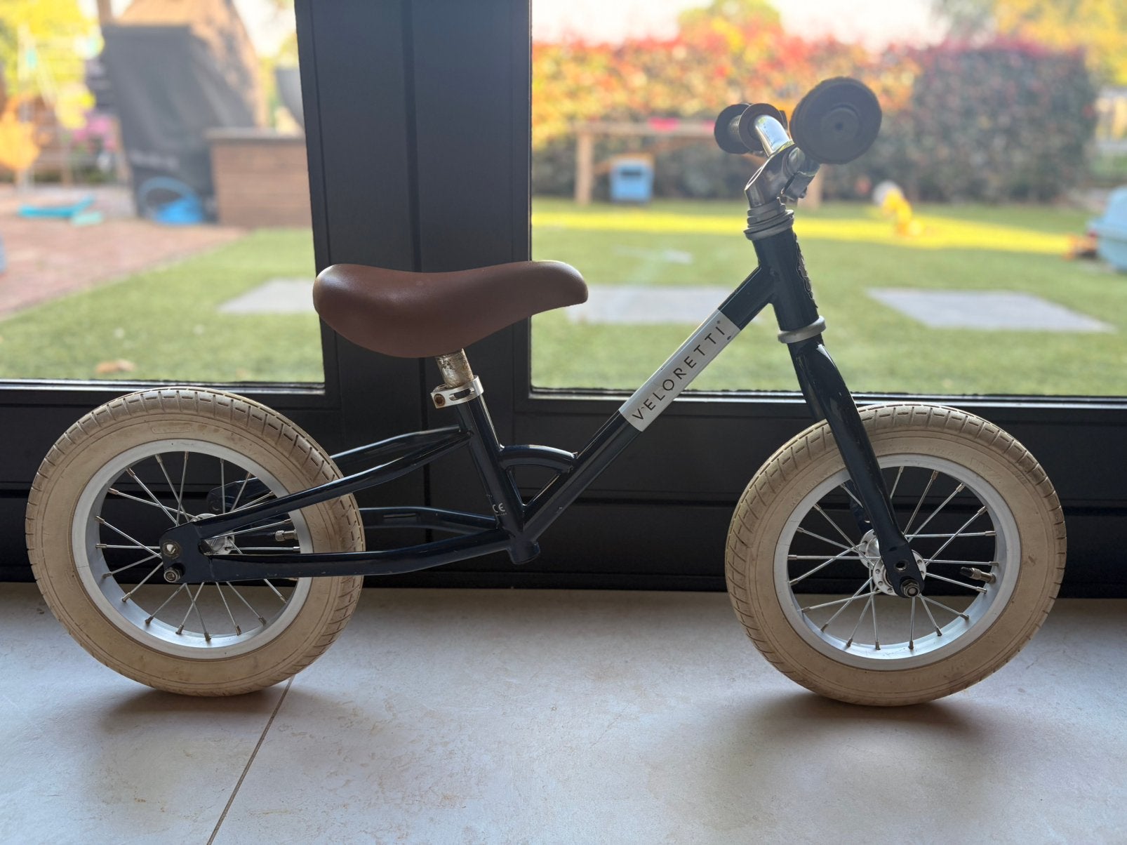 Veloretti loopfiets driewieler, Ophalen, Zo goed als nieuw, Auto