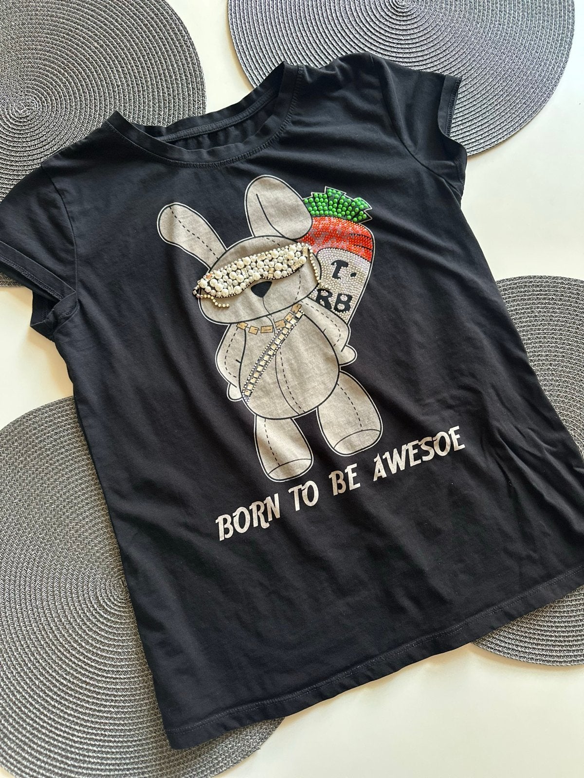 Zwart T-shirt met Strass Konijn & Aardbei Print, Maat 38/40 (M), Zwart, Ophalen of Verzenden, Zo goed als nieuw