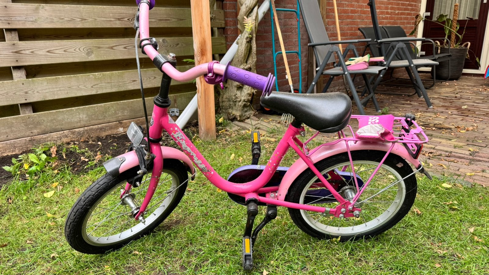 Meisjes fiets roze 16 inch, Ophalen, Zo goed als nieuw, 16 tot 20 inch