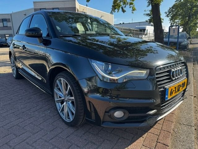 Audi A1 Sportback 1.2 TFSI 5deurs S-Line Airco,Navigatie,Xen, Auto's, Voorwielaandrijving, Zwart, 4 cilinders, 4 stoelen