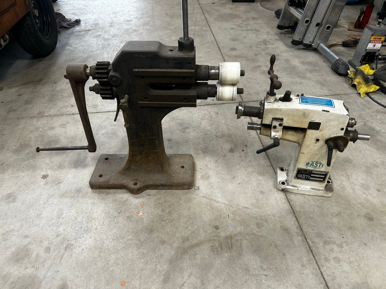 Fasti Werk Walsmachine en Felsmachine Set, Ophalen