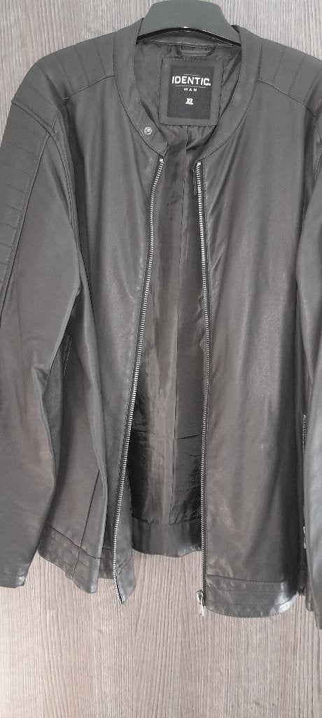 leuke lederlook jas, Ophalen, Nieuw, Maat 46/48 (XL) of groter, Zwart