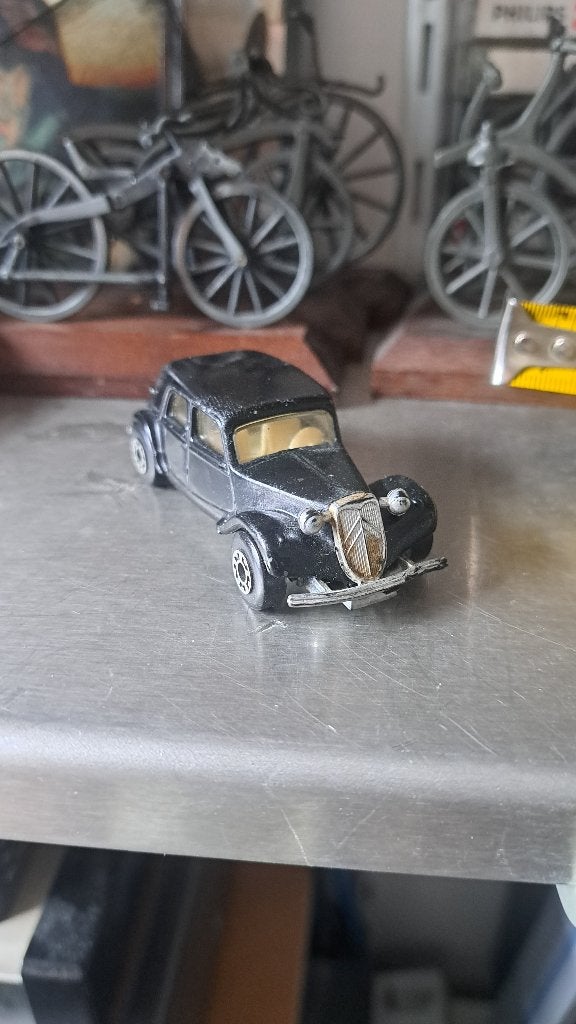 Citroen 15 cv Traction Avant 1:66 (Z271-92), Ophalen of Verzenden, Zo goed als nieuw, Auto