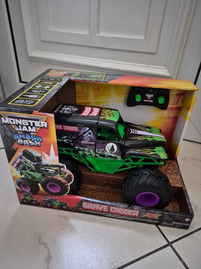 Monster Jam 1:15 RC Smash en Bash Grave digger, Kinderen en Baby's, Speelgoed | Actiefiguren, Nieuw, Ophalen of Verzenden