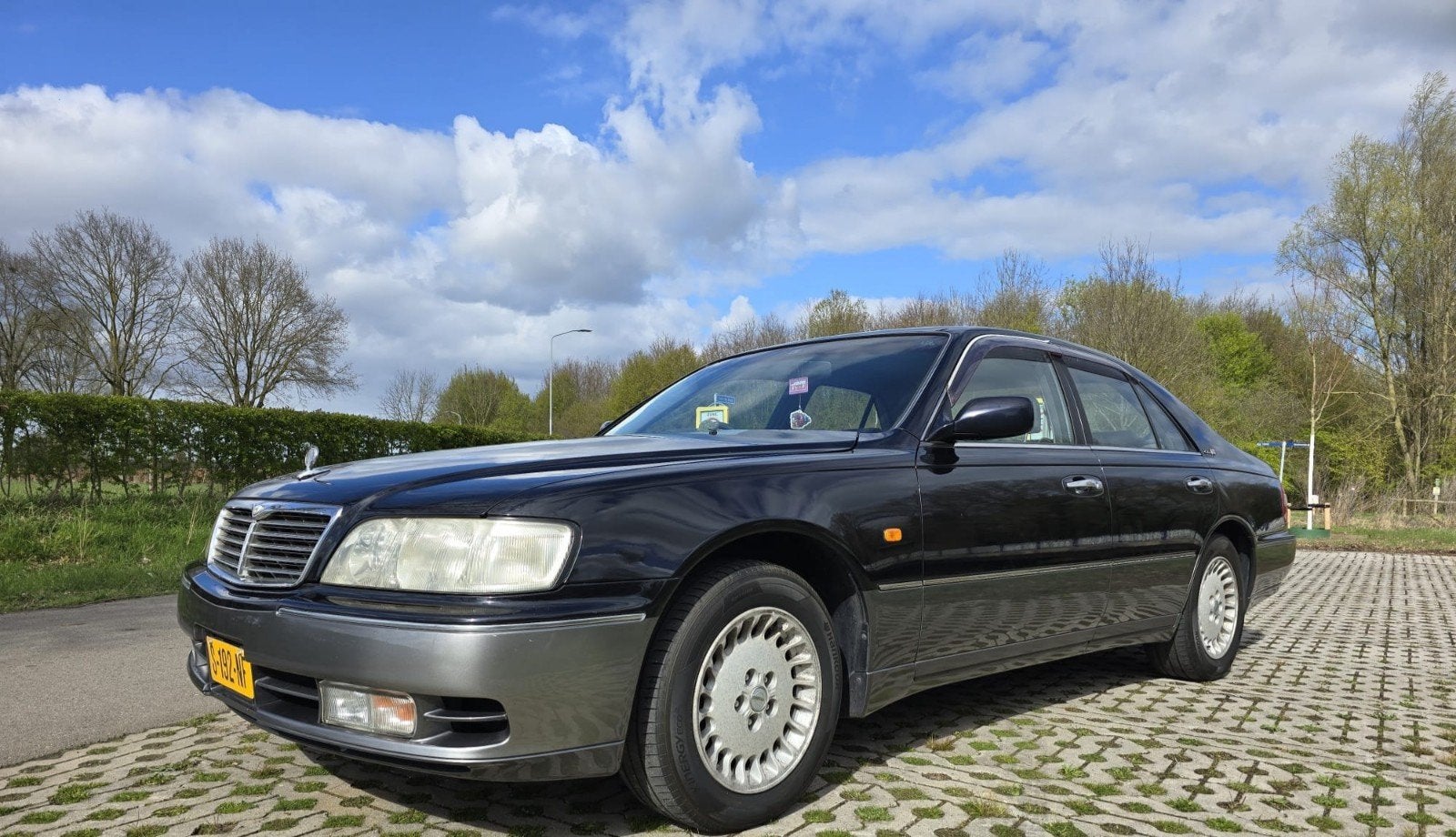 Nissan Cima v8, Auto's, Automaat, 1849 kg, Achterwielaandrijving, Blauw