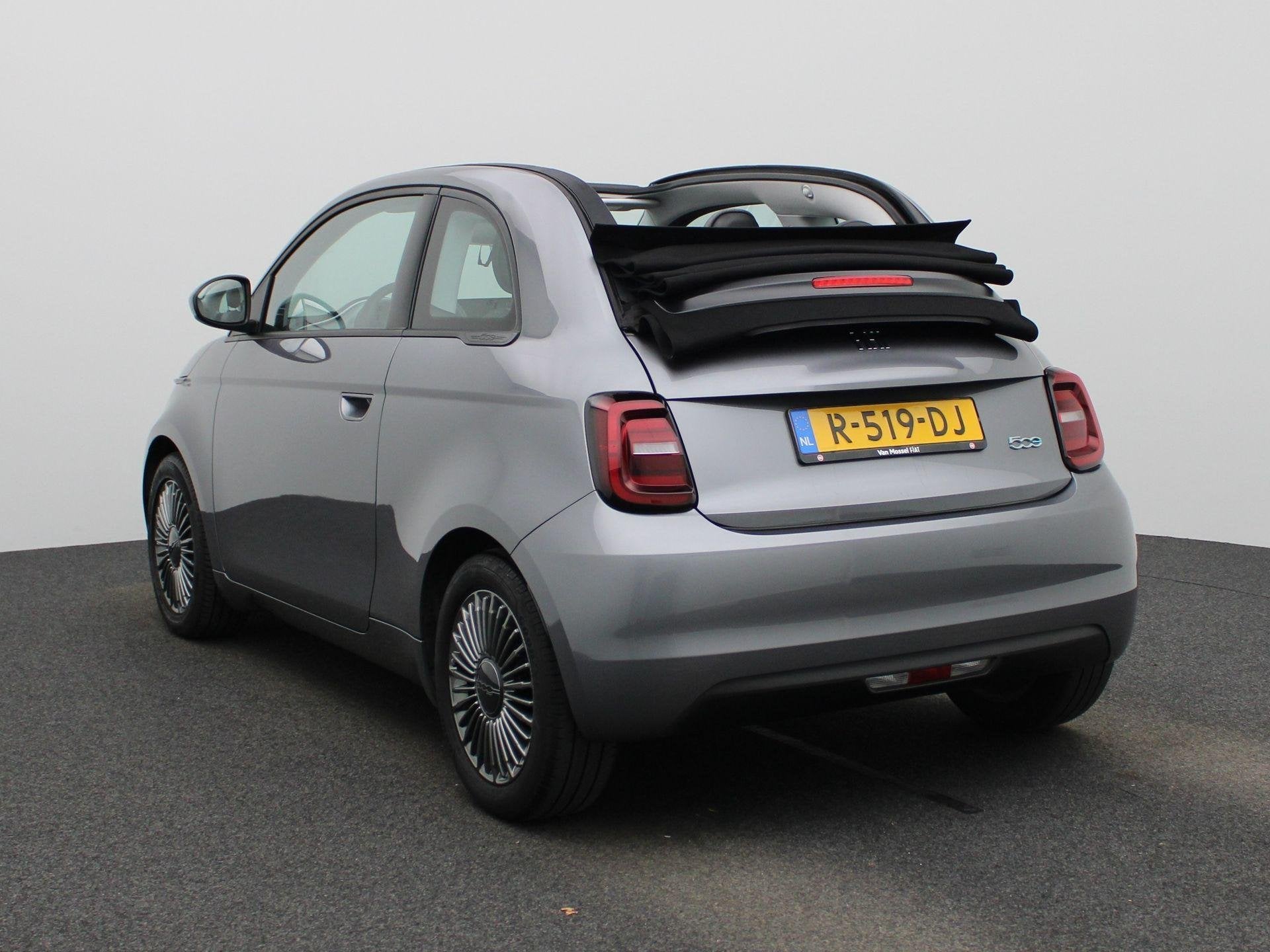 Fiat 500 C Icon 42 kWh | Apple/Android Play | Cruise | DAB |, Auto's, Fiat, 12 maanden, Stof, 4 stoelen, Automatische klimaatregeling