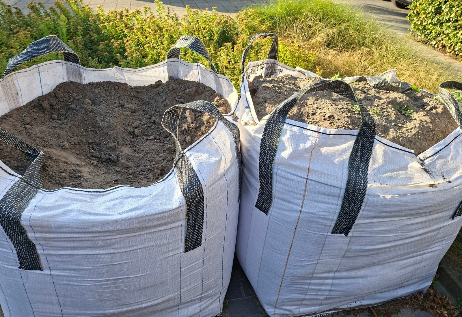 Zwarte grond, Ophalen, Tuinaarde