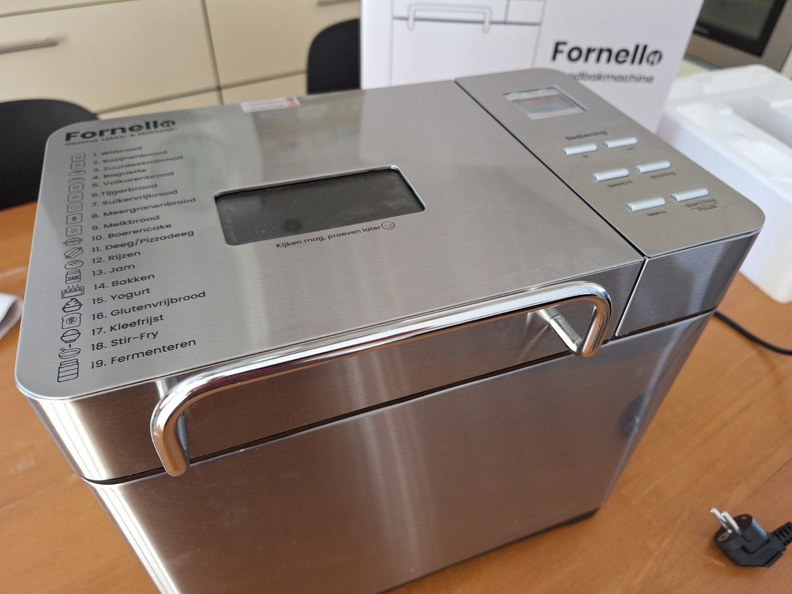 Fornello Essenza broodbakmachine, Witgoed en Apparatuur, Kijkvenster, Zo goed als nieuw, 400 tot 800 gram deeg, Ophalen