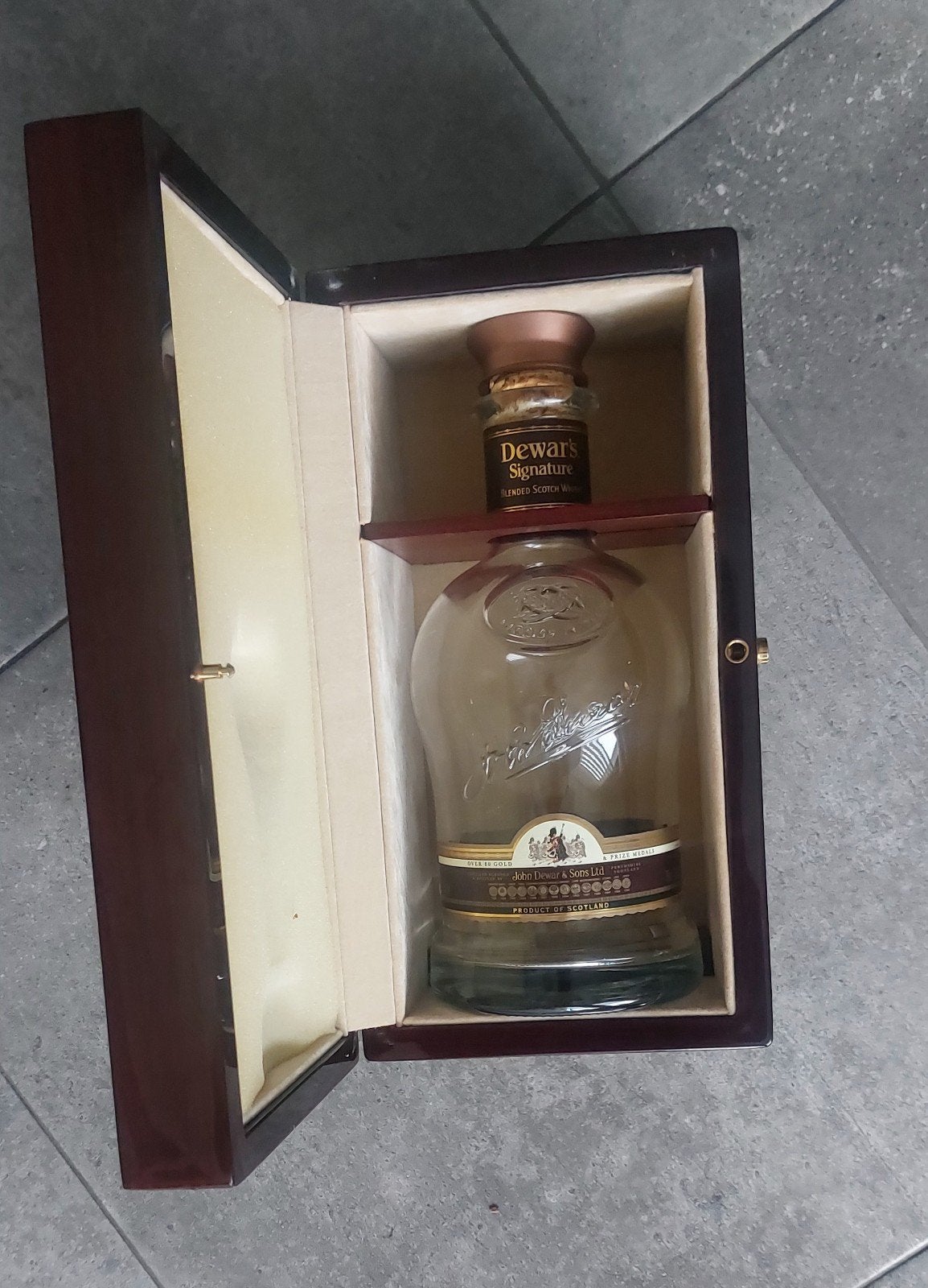 Dewar's Signature Blended Scotch Whisky lege fles, Ophalen of Verzenden, Zo goed als nieuw, Overige typen