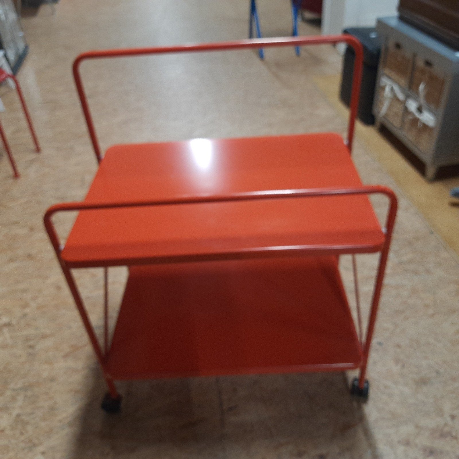 IKEA JÄRLÅSA Serveerwagen/Bijzettafel - Oranje, Huis en Inrichting, Overige Huis en Inrichting, Zo goed als nieuw, Ophalen