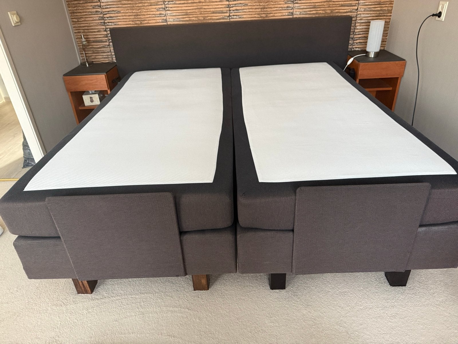 Tweepersoons boxspring met verstelbare bodem, Ophalen, Verstelbaar, Tweepersoons, Zo goed als nieuw